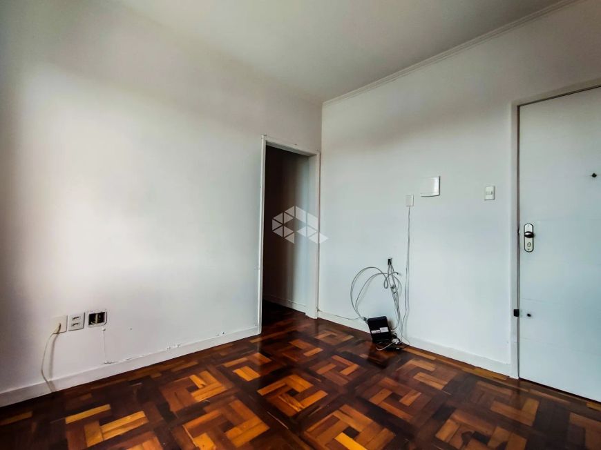 Apartamento de 1 Dormitorio no Bairro Navegantes, em Porto Alegre
