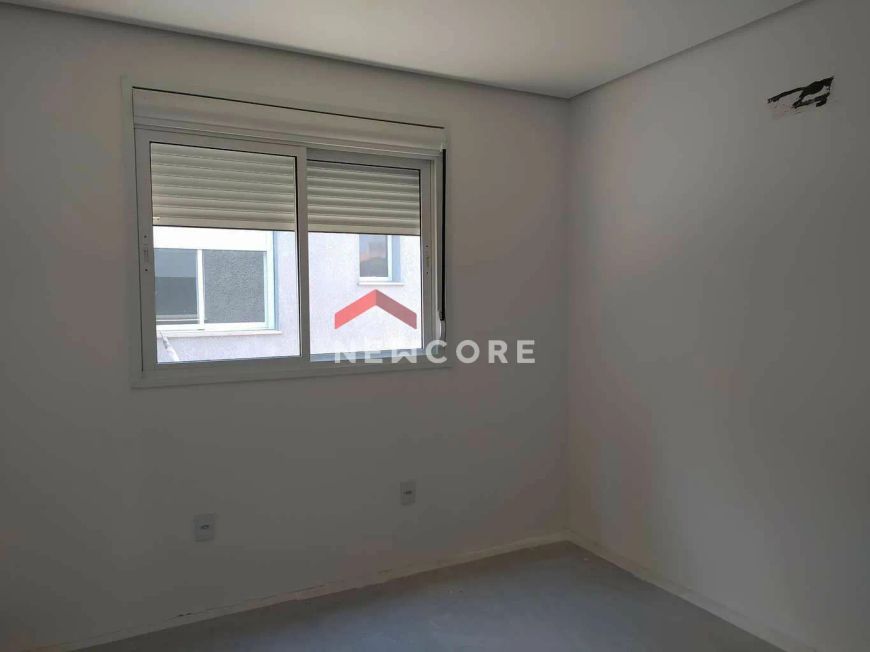 Apartamento em Rua Jalmar Azambuja Diniz - Jardim Itu - Porto Alegre/RS