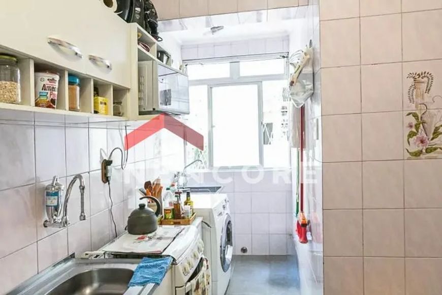 Apartamento em Avenida Professor Oscar Pereira - Azenha - Porto Alegre/RS