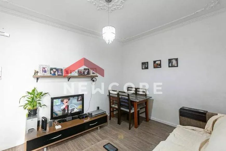 Apartamento em Avenida Professor Oscar Pereira - Azenha - Porto Alegre/RS