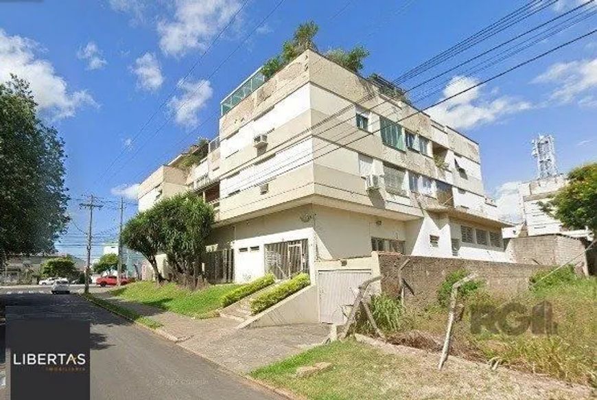 Cobertura no Jardim Planalto de 3 dormitórios e vaga