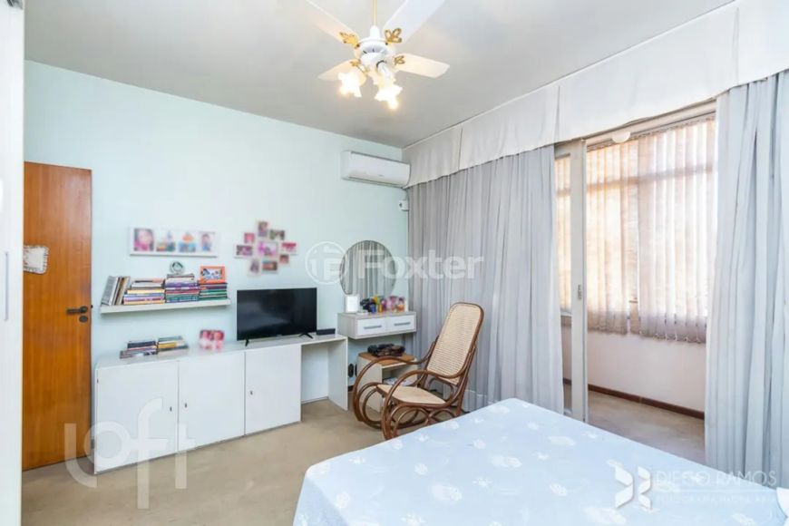 Apartamento à venda Rua Duque de Caxias, Centro Histórico - Porto Alegre