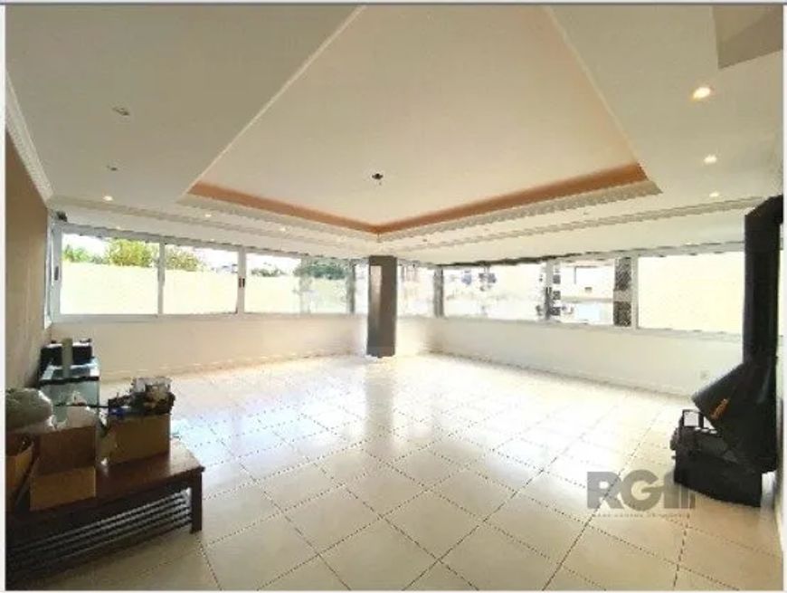 Apartamento Venda 3 quartos com 135m², 3 dormitórios sendo uma suíte, living de 2 ambientes com jane