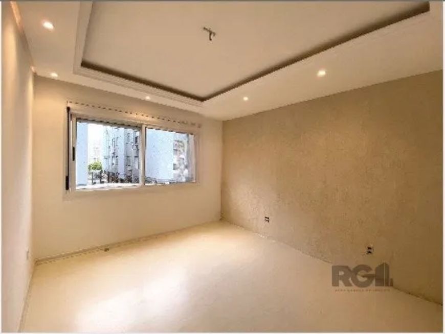 Apartamento Venda 3 quartos com 135m², 3 dormitórios sendo uma suíte, living de 2 ambientes com jane