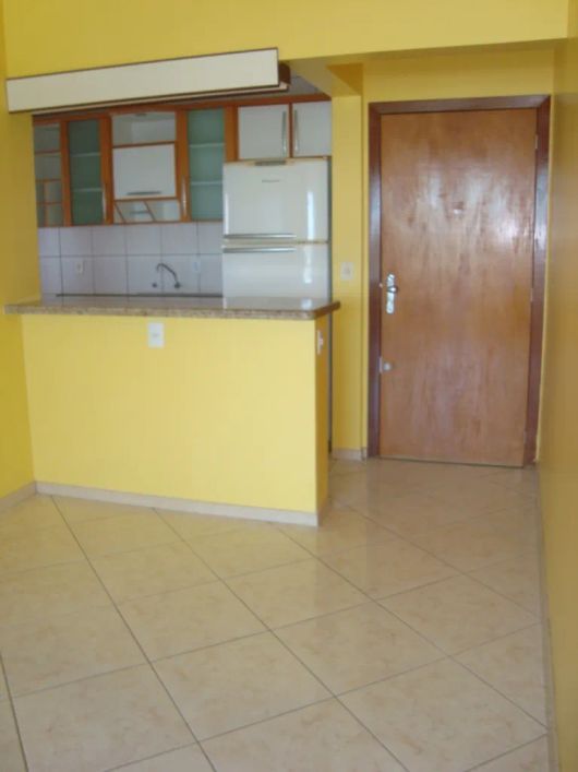 Apartamento de 2 sormitórios com 1 vaga no bairro Cavalhada