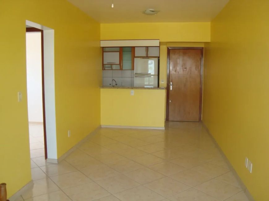 Apartamento de 2 sormitórios com 1 vaga no bairro Cavalhada