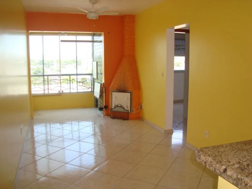 Apartamento de 2 sormitórios com 1 vaga no bairro Cavalhada