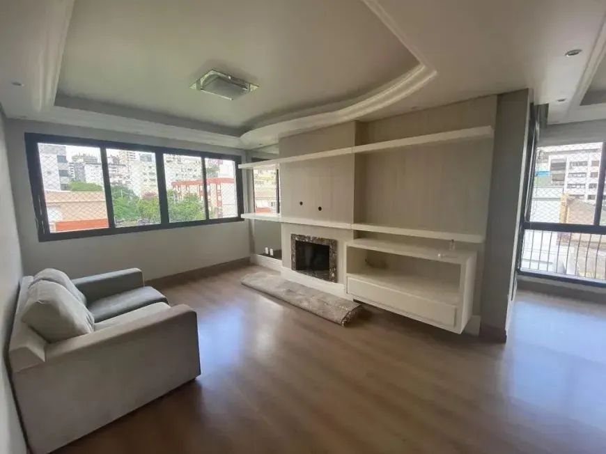 Apartamento à venda no bairro Mont Serrat com 116m² e 3 dormitórios/quartos.