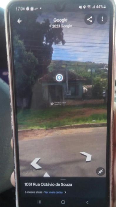Terreno à venda no bairro Nonoai com 1402 m² em área total disponível