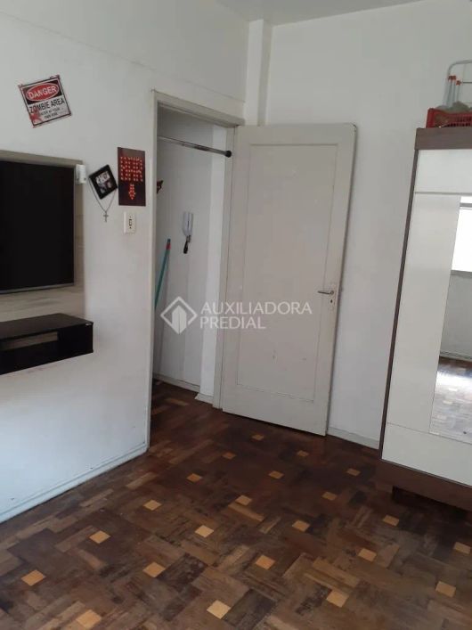 Apartamento à venda no Centro Histórico - Porto Alegre próximo a UFRGS.