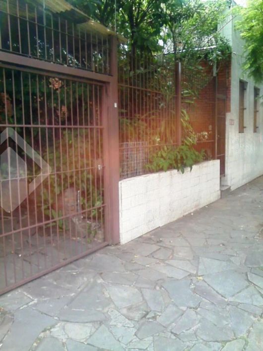 Venda de casa residencial com 169 m², 4 dormitórios/quartos na Cidade Baixa