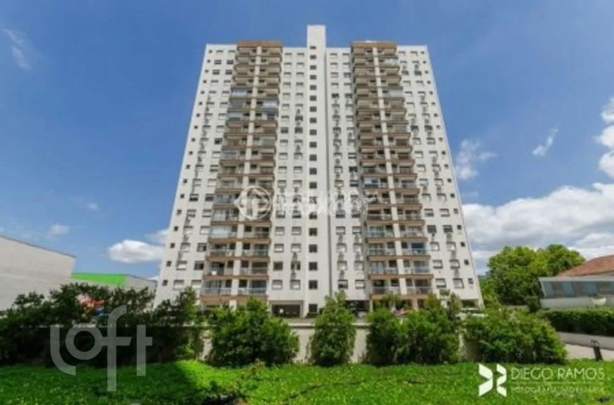 Apartamento à venda Rua Piauí, Santa Maria Goretti - Porto Alegre