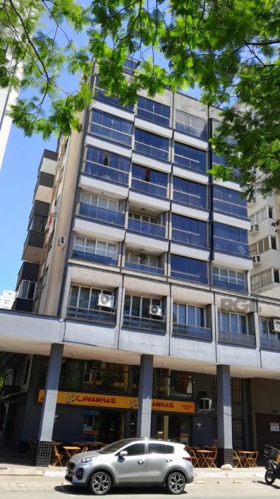 Venha morar próximo a todos os recursos da Cidade Baixa e Centro Histórico. Apartamento de fundos,si