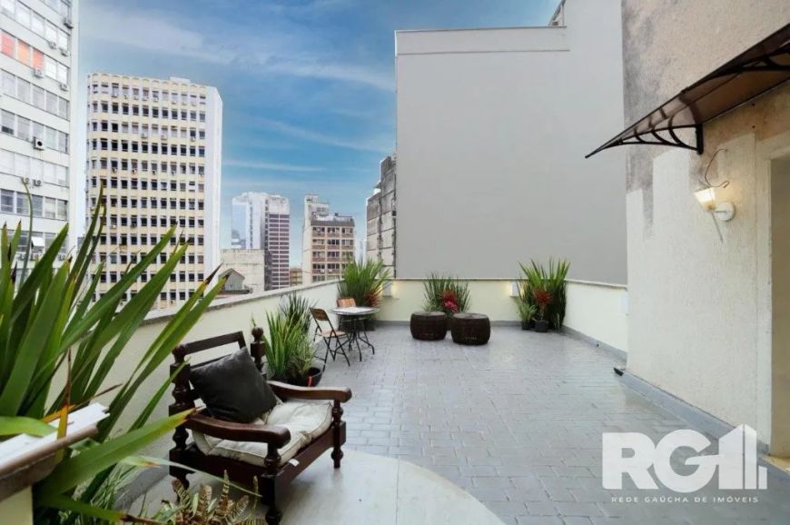 Imóvel MOBILIADO possui 41 metros quadrados com 1 quarto em Centro Histórico - Porto Alegre - RS
