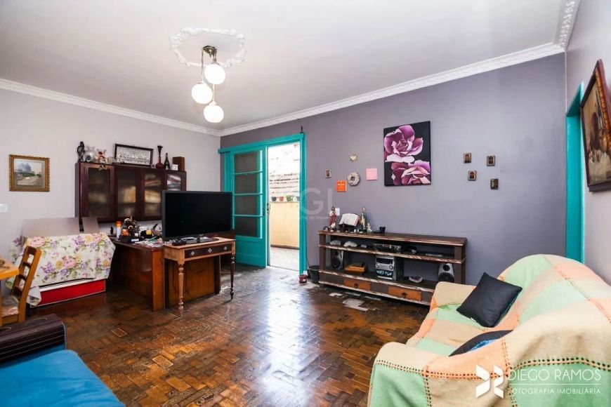 Apartamento de 3 dormitórios, com garden. Primeiro andar. Apartamento amplo, bem iluminado e ventila