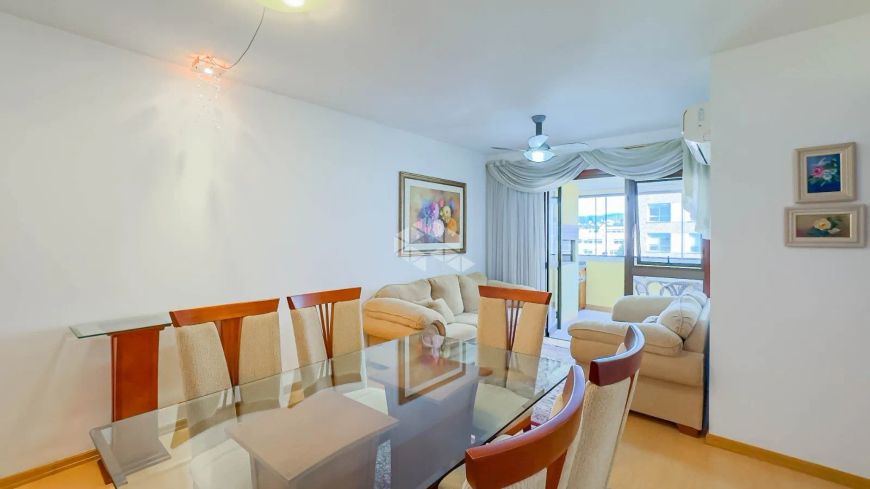 Apartamento em Menino Deus