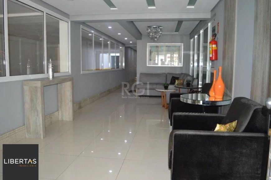 Apartamento com garden1 dormitório com suíte, lavabo e 1 vaga próximo ao Fórum