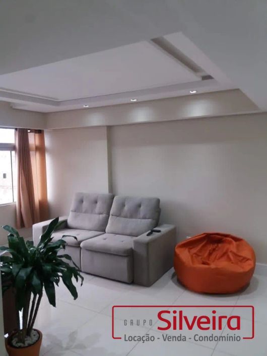 Apartamento em Porto Alegre, no bairro Centro Histórico, à venda.