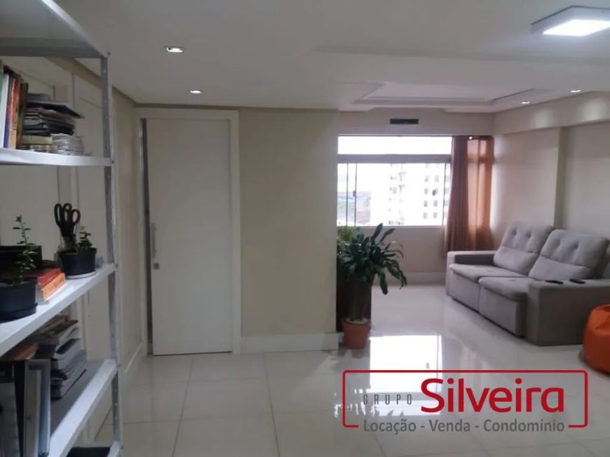 Apartamento em Porto Alegre, no bairro Centro Histórico, à venda.