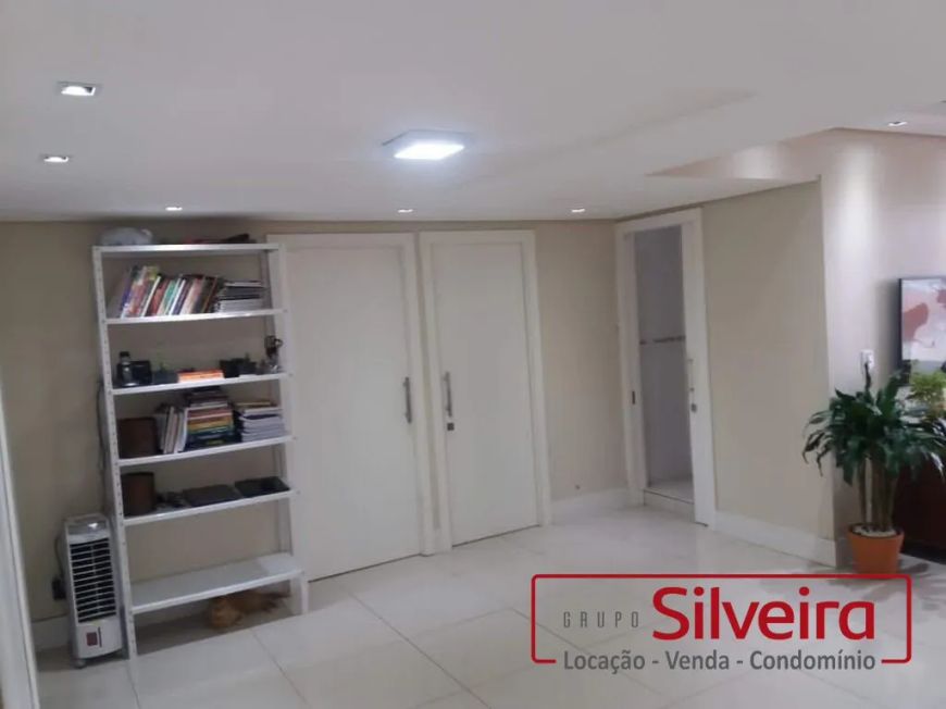 Apartamento em Porto Alegre, no bairro Centro Histórico, à venda.