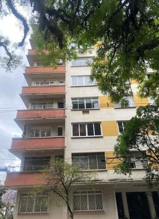 Semi mobiliado, Lindo e espaçoso apartamento com 164m2 privativos.Próximo ao Zaffari da Fernandes Vi