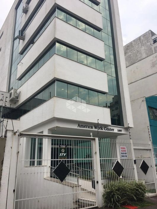 Sala comercial com vaga de garagem