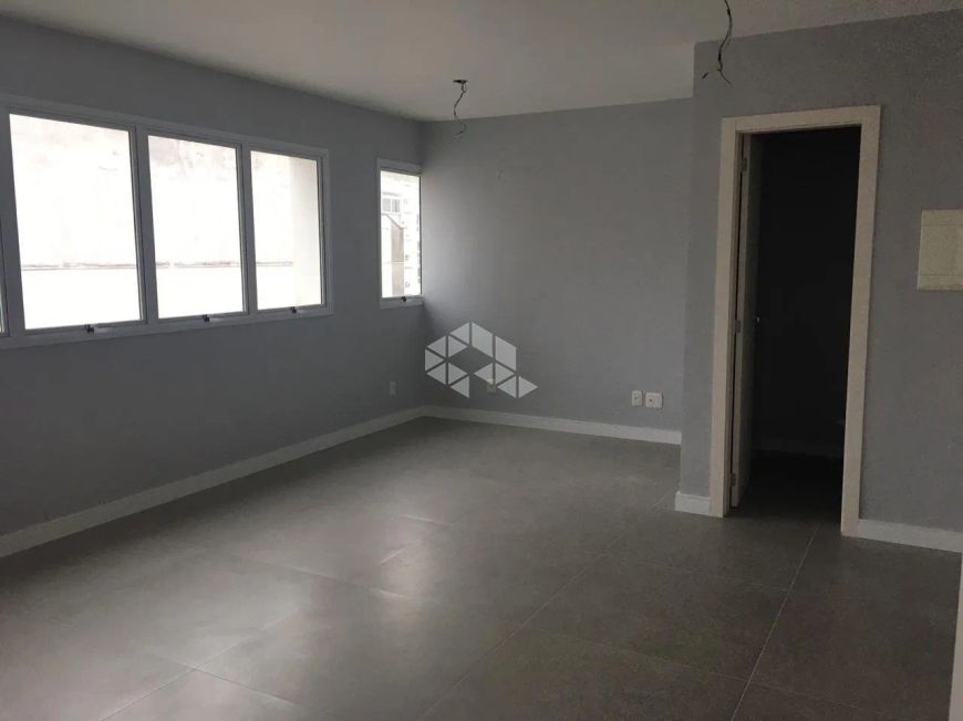 Sala comercial com vaga de garagem