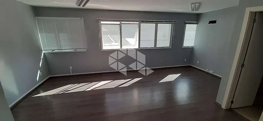 Sala comercial com vaga de garagem