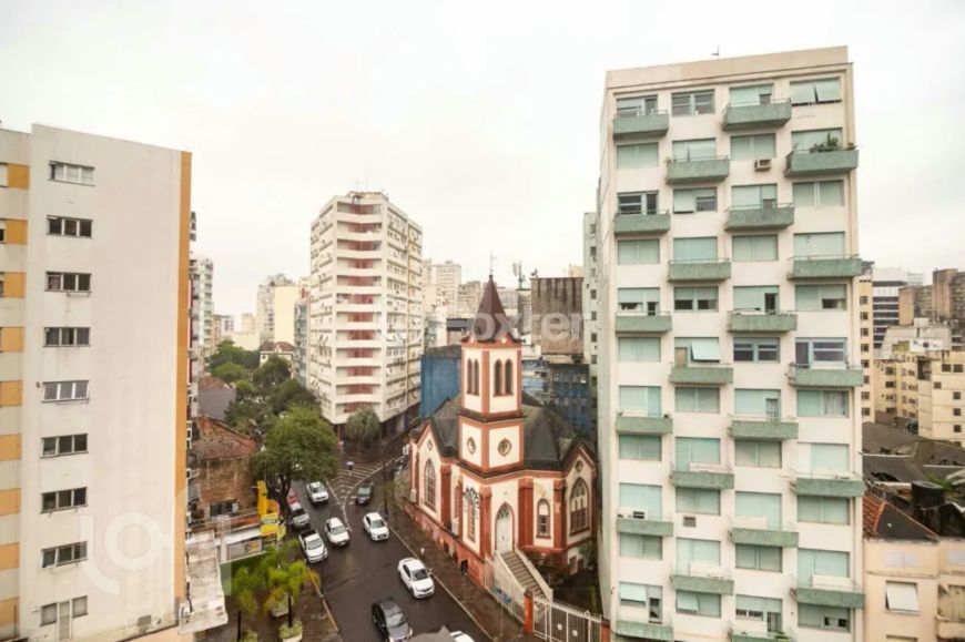 Apartamento à venda Rua Duque de Caxias, Centro Histórico - Porto Alegre