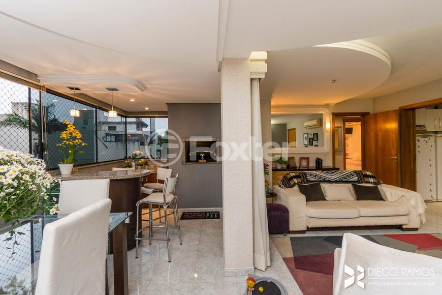 Apartamento à venda Rua Castro Alves, Rio Branco - Porto Alegre