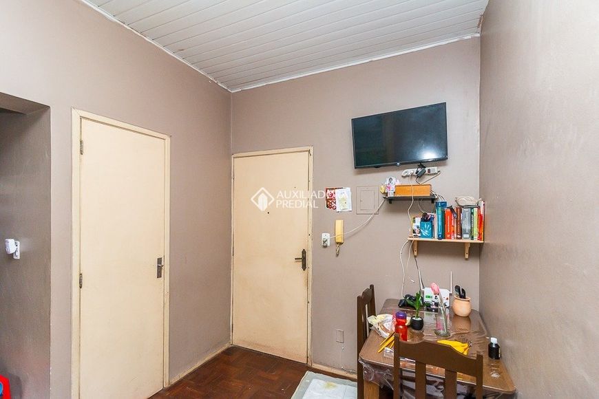 Apartamento à venda no Centro Histórico com 1 dormitório e 29 m² de área útil