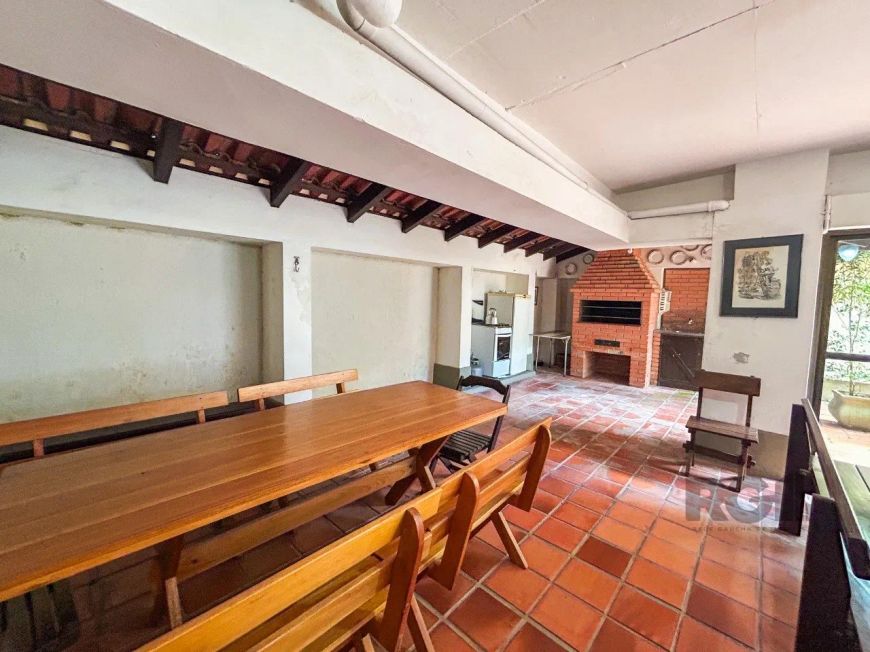 Apartamento de 02 dormitórios no Bairro Santa Tereza de Porto Alegre/RS.Apartamento de 2 dormitórios