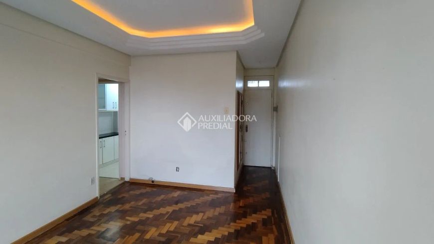 Excelente apartamento de 02 Dormitórios e andar alto no Centro Histórico de Porto Alegre, sacada, vi