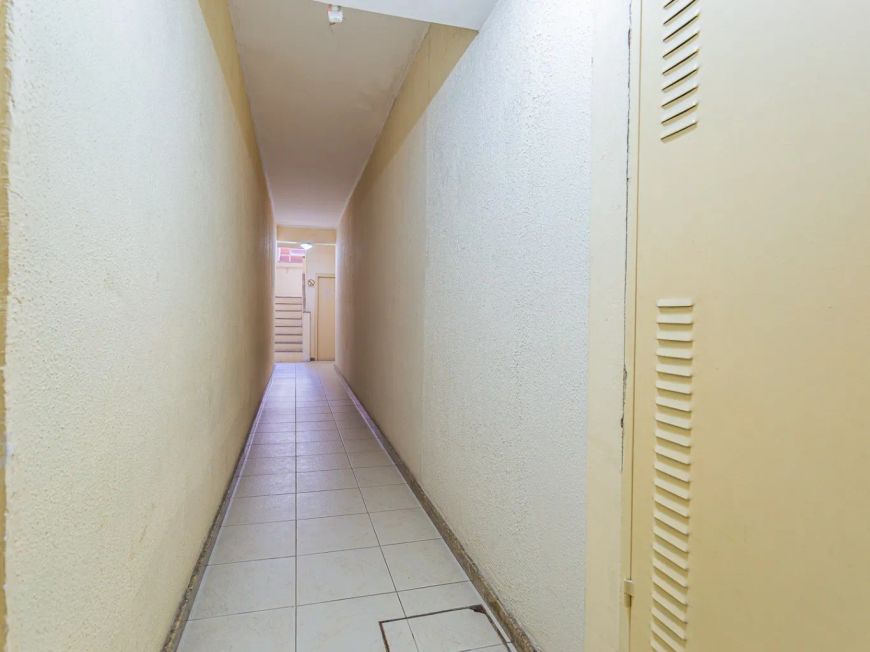 Imóvel para venda possui 73 metros quadrados com 3 quartos em Moinhos de Vento - Porto Alegre - RS