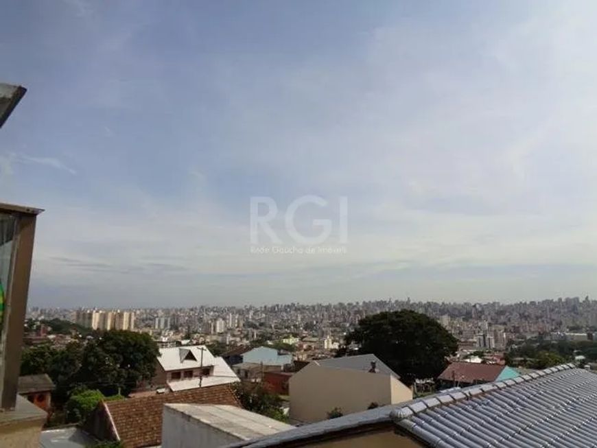 Cobertura horizontal frente com um dormitorio estilo loft, com mezanino,terraço, garagem coberta .Fi