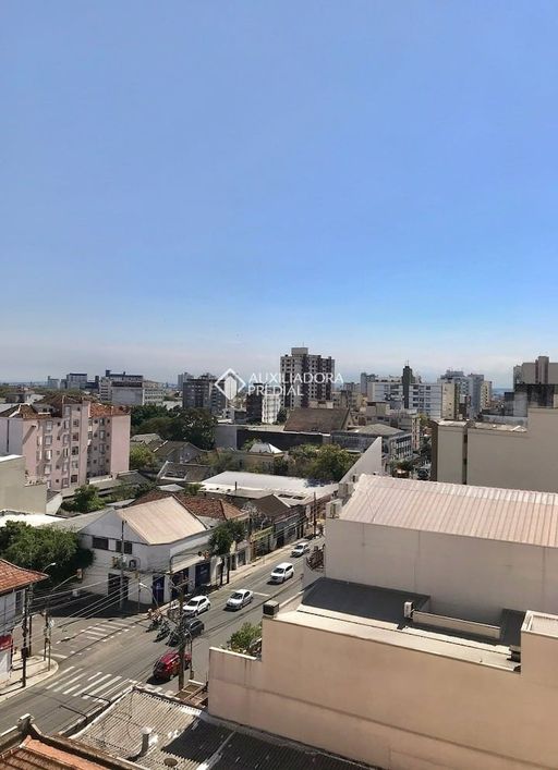 PORTO ALEGRE - Terreno Padrão - Floresta