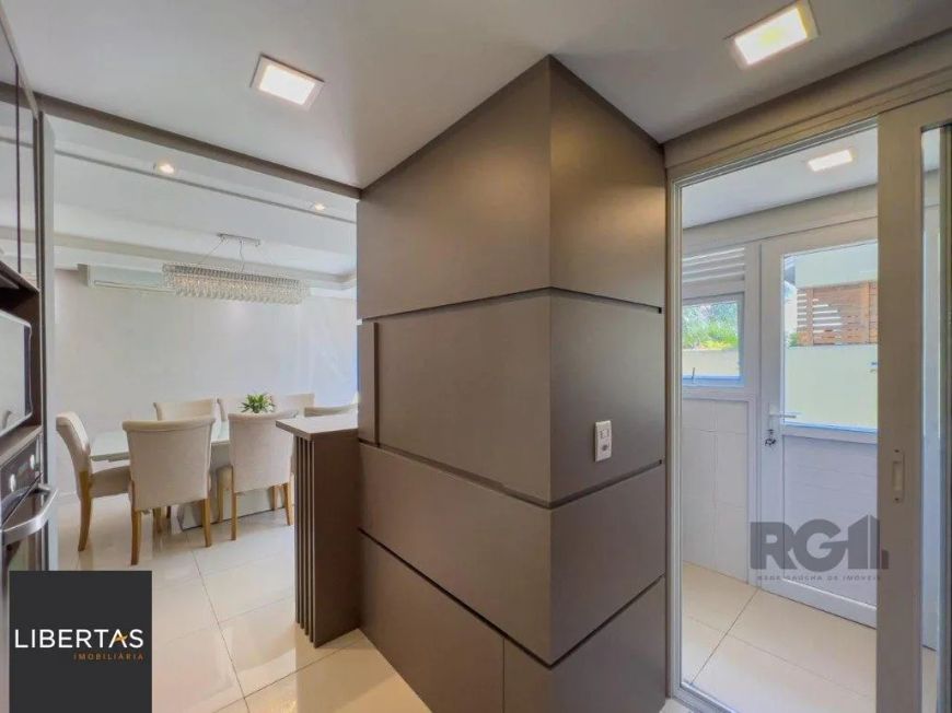 Sobrado para Venda - 100m², 3 dormitórios, sendo 1 suites, 2 vagas - Hípica