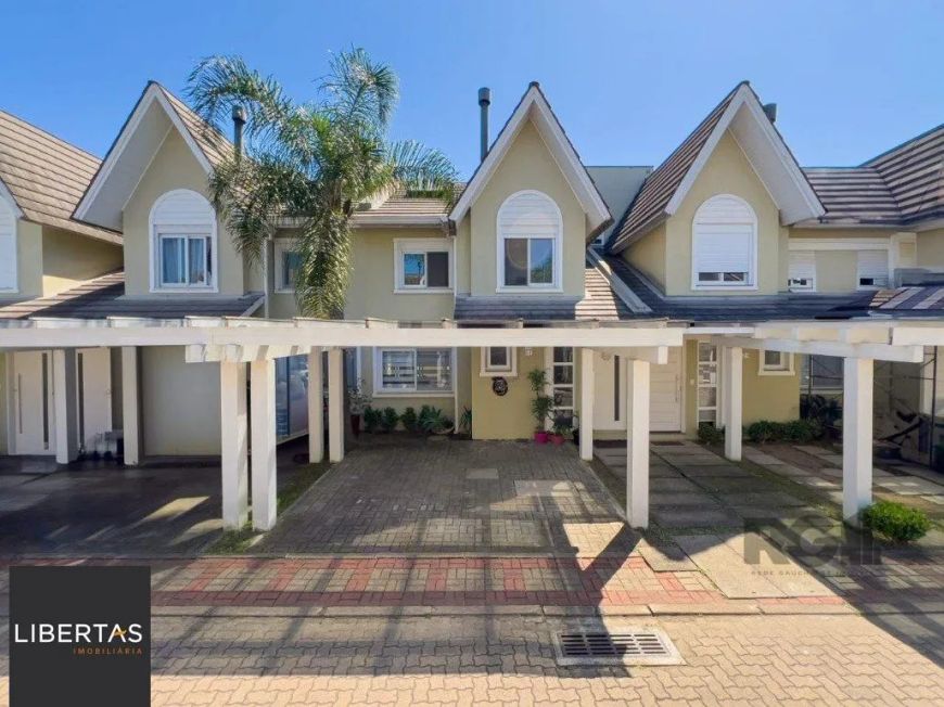 Sobrado para Venda - 100m², 3 dormitórios, sendo 1 suites, 2 vagas - Hípica