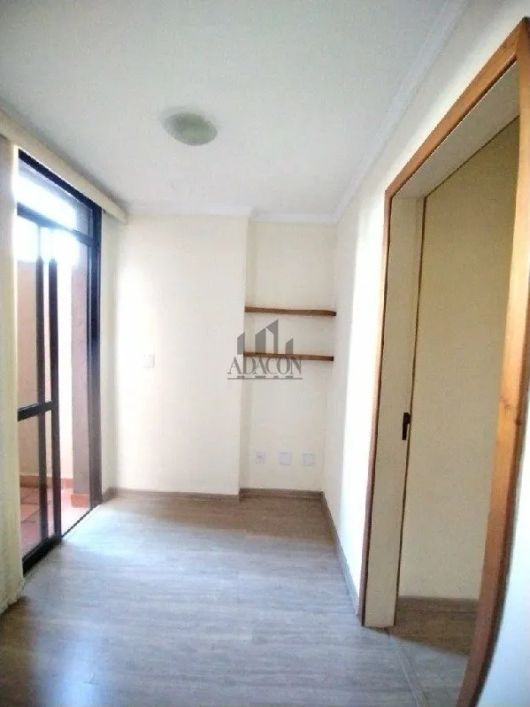 Sala comercial com garagem no bairro Bom Fim