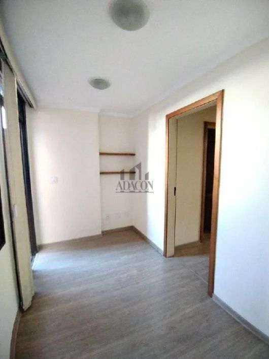 Sala comercial com garagem no bairro Bom Fim