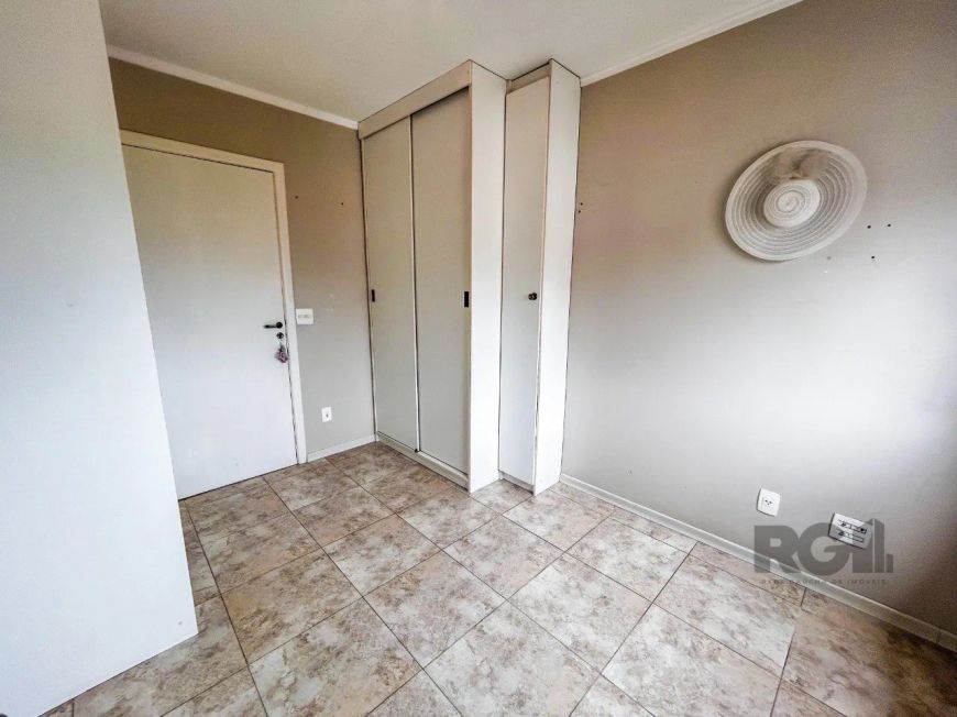 Belíssimo apartamento com excelente padrão de acabamento. São 3 dormitórios, sendo 1 suíte. Lavabo,