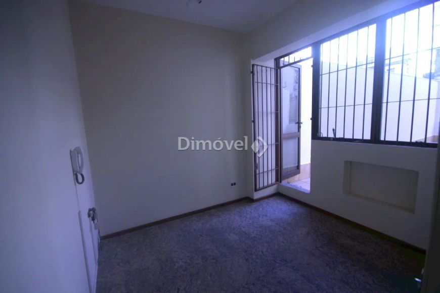 VENDA, SALA COMERCIAL no Bairro CENTRO HISTÓRICO, PORTO ALEGRE.