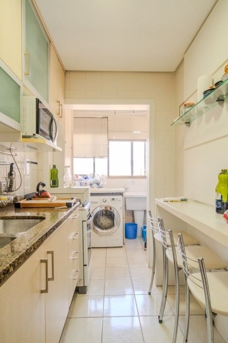 Apartamento 3 dormitórios 1 suite 1 vaga á venda no bairro Menino Deus - Porto Alegre - RS