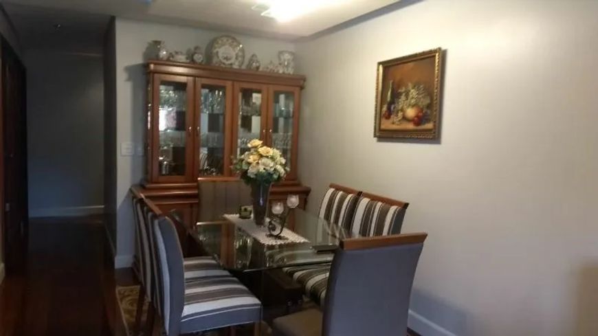 Apartamento para Venda - 203.98m², 3 dormitórios, sendo 1 suites, 3 vagas - Ipanema