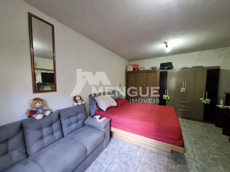 Terreno á venda no bairro Jardim Itú com área total de 331,70 m² por R$ 425.000,00.
