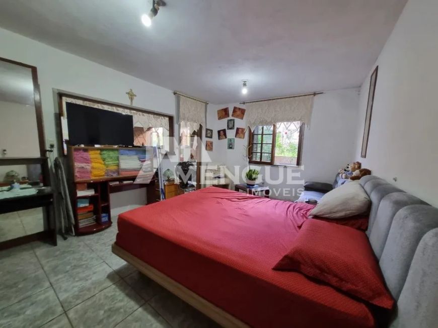Terreno á venda no bairro Jardim Itú com área total de 331,70 m² por R$ 425.000,00.