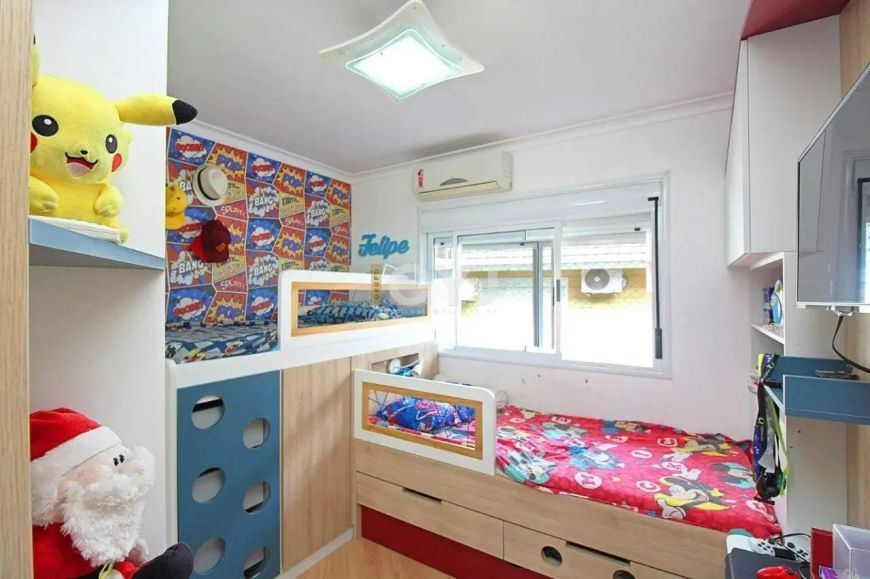Casa 4 dormitórios em condomínio no bairro Teresópolis em Porto Alegre