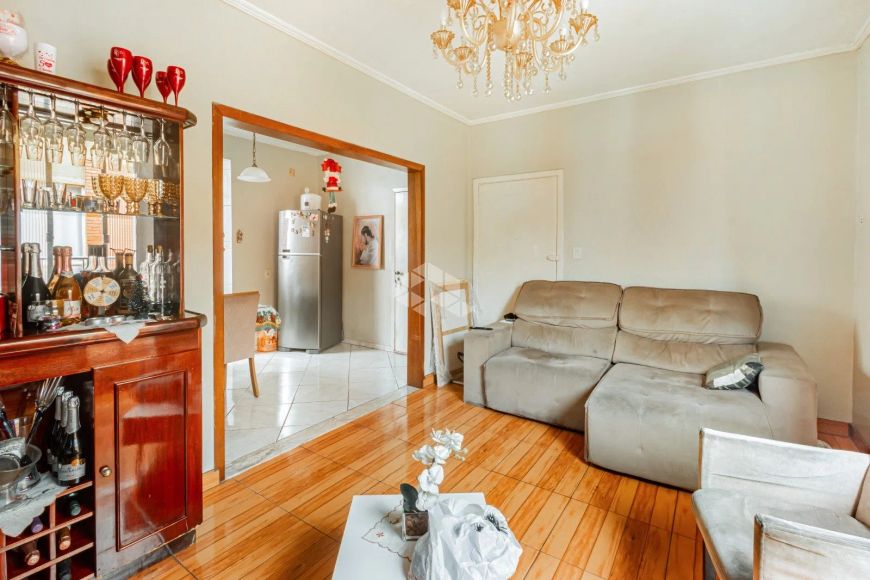 Apartamento 3 dormitórios com vaga no bairro Navegantes em Porto Alegre