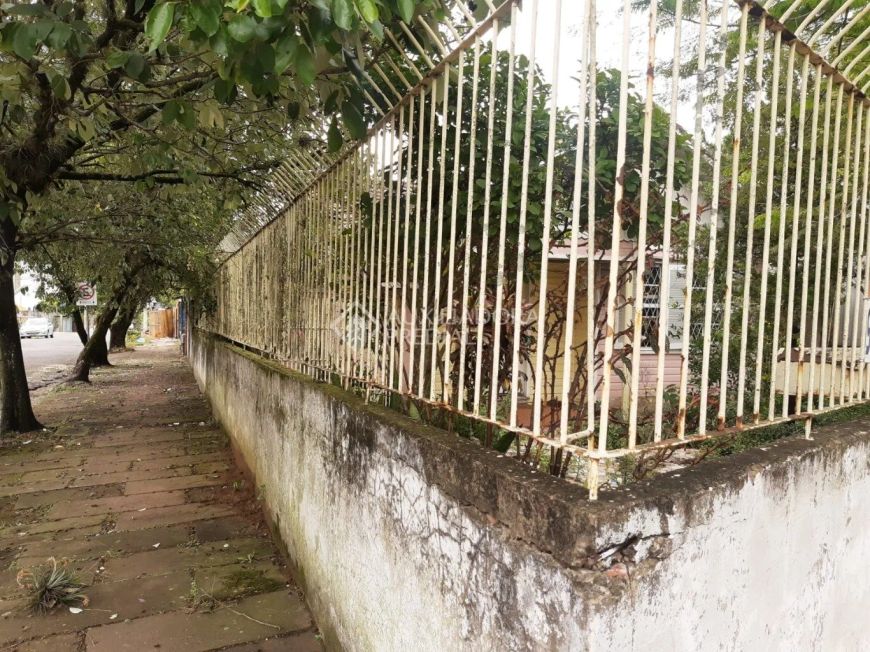 Terreno à venda em Porto Alegre