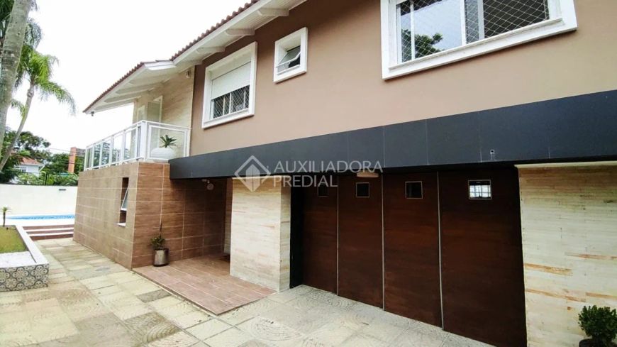 Casa de COM Esquina no Guarujá C